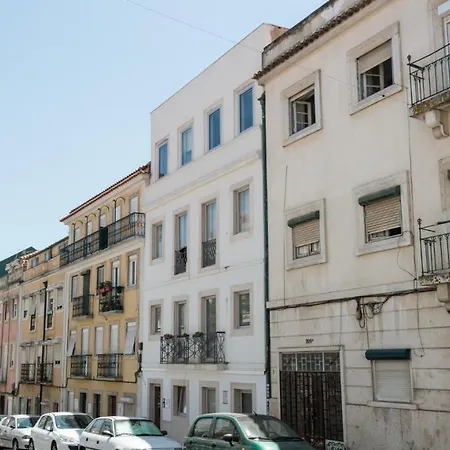 公寓 Plum Guide - In The Valley Lisboa
